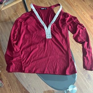 Never worn. Bought it for my daughter she did not like the colour.